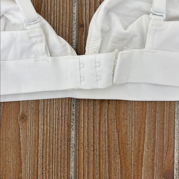GAP White Cotton/Modal Traiangle Bralette Size Medium NWOT - Picture 2 of 4